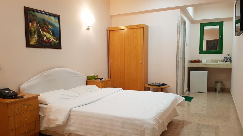 Al Majd Hotel Ibri Luaran gambar