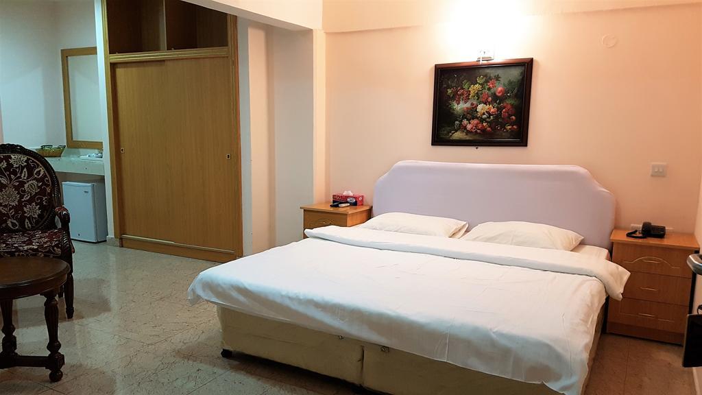Al Majd Hotel Ibri Luaran gambar